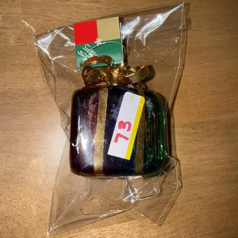 Lord & Taylor Glass Christmas Ornament Gift Box Gold Bow Made in Italy NWT